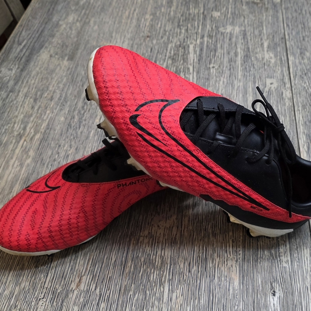 Nike Red and Black Athletic Shoes